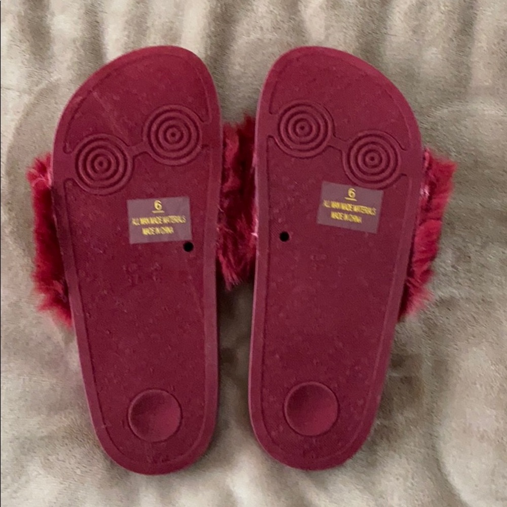 Sandal - Picture 2 of 2